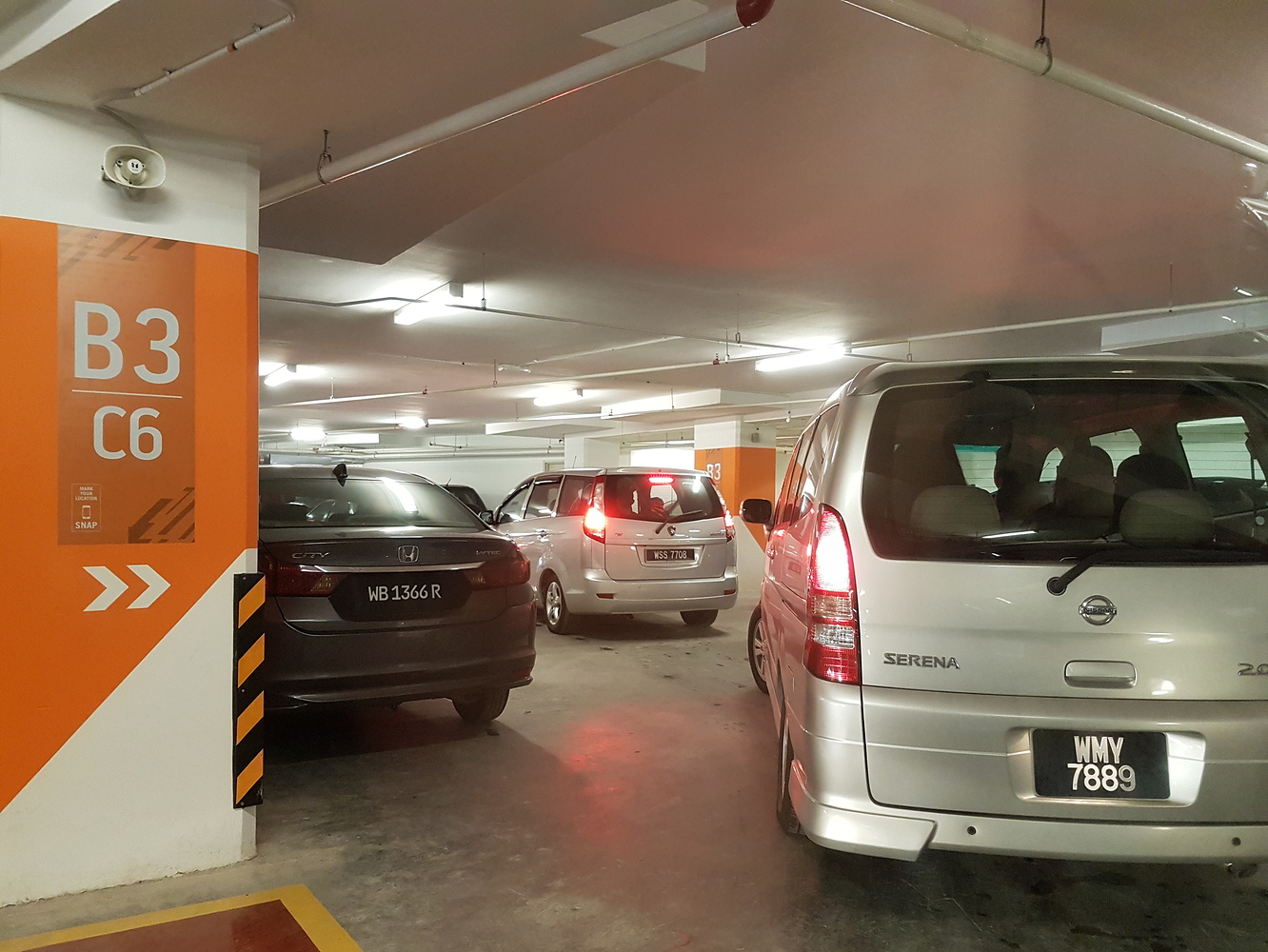 Sunway Velocity Carpark Is Terribly Designed. Was Stuck At B3 For 2 ...